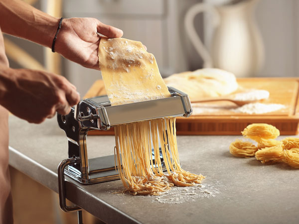 Macchina per Pasta Fresca Manuale o Elettrica, Sfogliatrice
